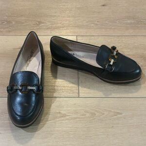 Life Stride Women's Black Loafers Size 7 NWOT
